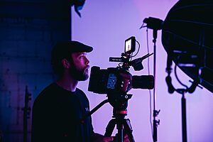 5-Ways-to-Create-Video-Content-That-Will-Attract-Your-Audience